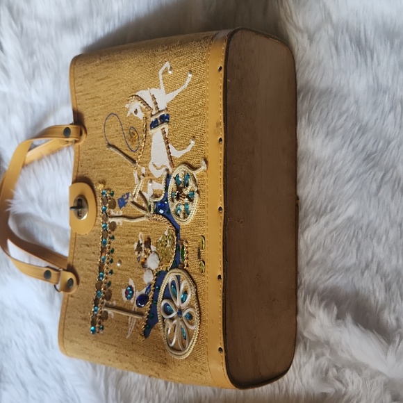 VINTAGE ORIENTAL BEADED HANDBAG - Picture 3 of 16